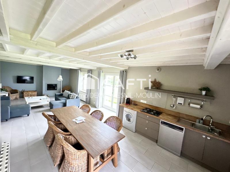 Maison - 400 m² - 12 pièces