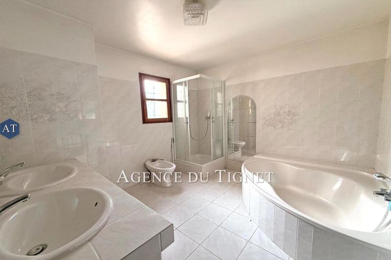 Maison - 130 m² - 3 pièces