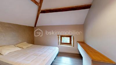 Maison - 97 m² - 5 pièces