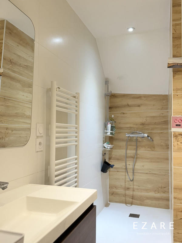 Appartement - 95 m² - 3 pièces