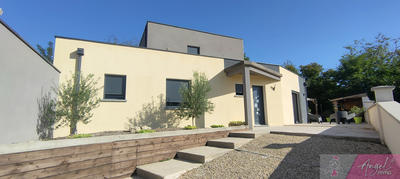 Maison - 124 m² - 5 pièces