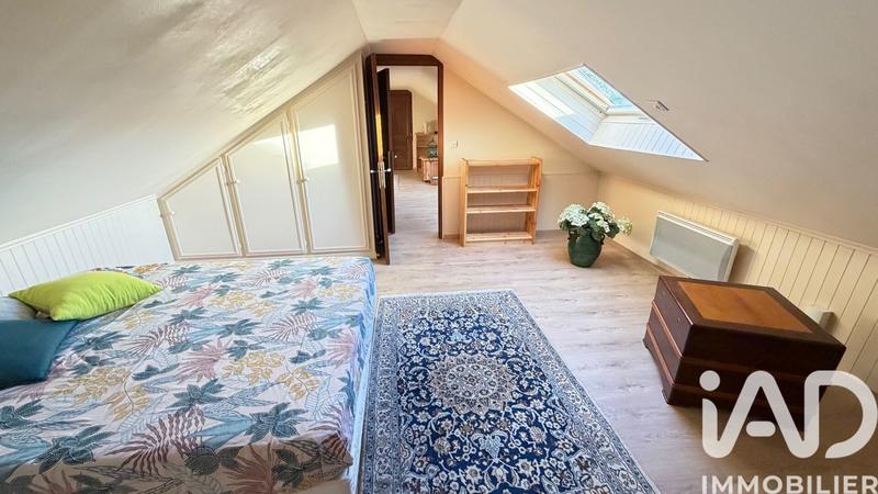 Maison - 166 m² - 8 pièces