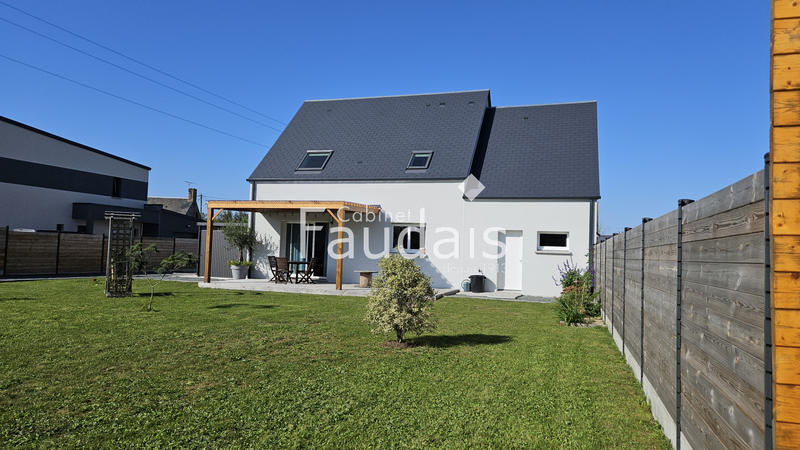 Maison - 105 m² - 5 pièces