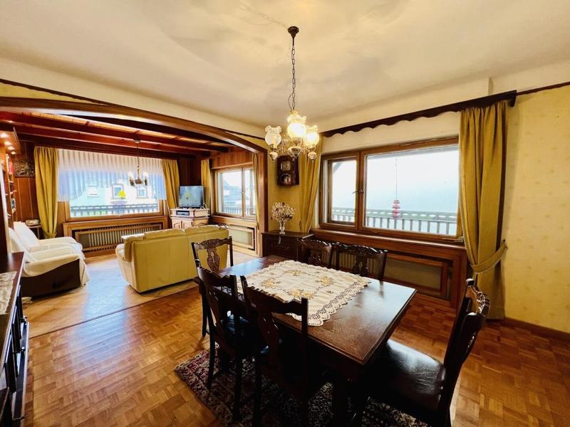 Maison - 176 m² - 6 pièces