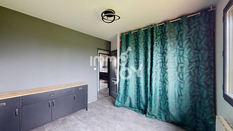 Maison - 145 m² - 6 pièces