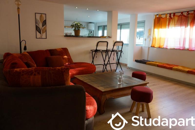 Appartement - 85 m² - 5 pièces