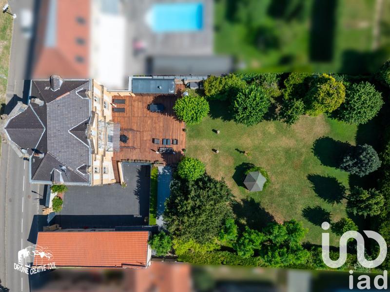 Maison - 365 m² - 10 pièces