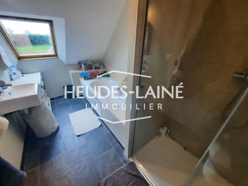 Maison - 220 m² - 8 pièces