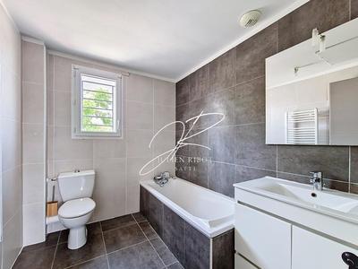 Maison - 73 m² - 4 pièces