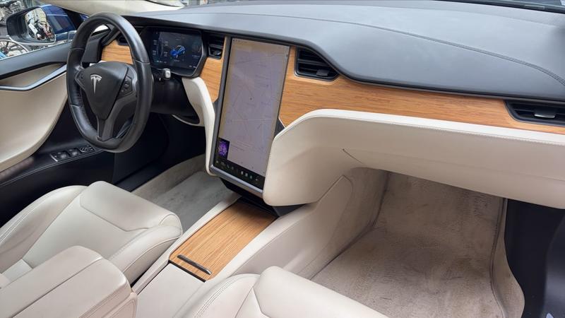 Tesla Model s 100 kWh 422 Dual Motor 100d