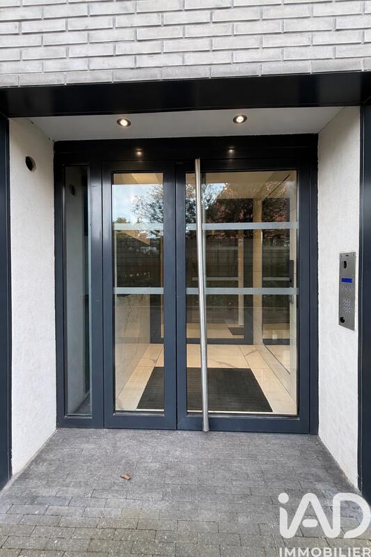 Appartement - 98 m² - 4 pièces