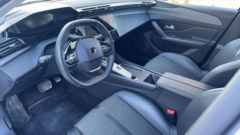 Peugeot 308 1.2 Puretech 130 Eat8 Allure Pack