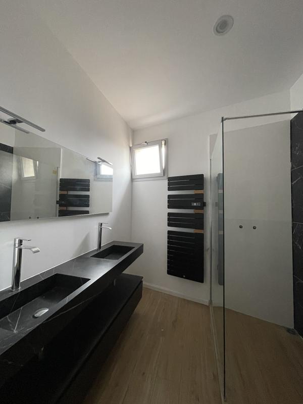 Maison - 162 m² - 5 pièces