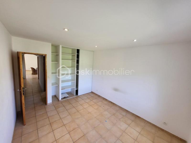 Maison - 138 m² - 4 pièces