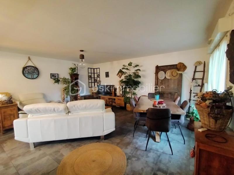 Appartement - 95 m² - 4 pièces