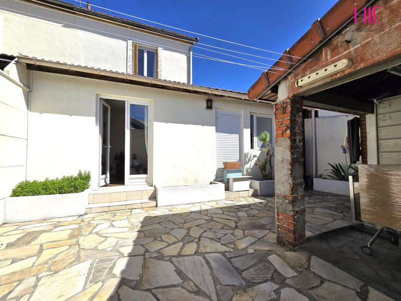 Maison - 80 m² - 5 pièces