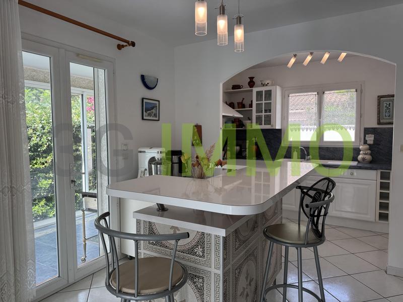 Maison - 168 m² - 6 pièces