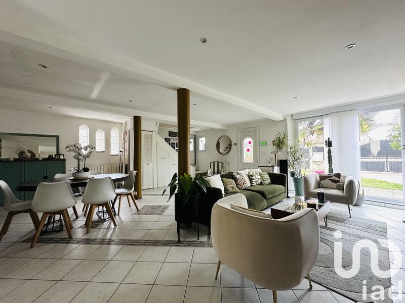 Maison - 140 m² - 6 pièces