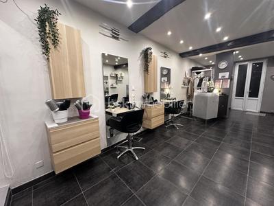 Beauté / Bien-être - 42 m²