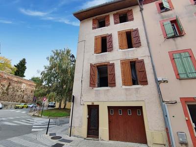 Maison de ville - 235 m² - 6 pièces