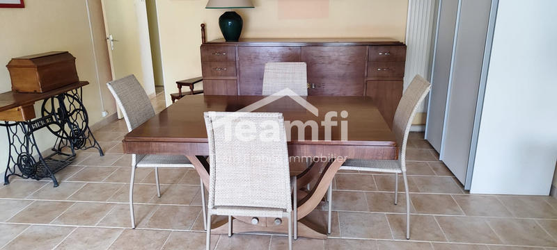 Maison - 180 m² - 5 pièces