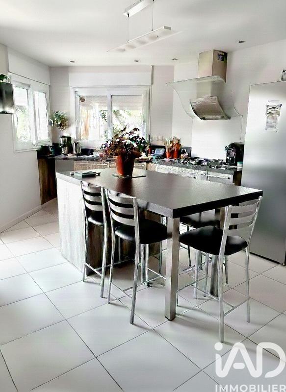 Maison de maîtres - 195 m² - 8 pièces