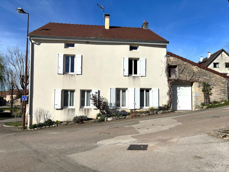 Maison - 147 m² - 5 pièces