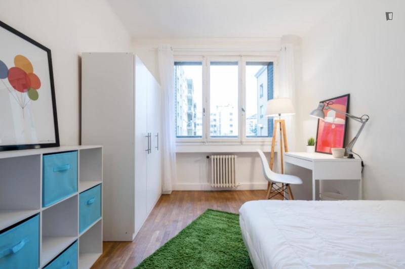 Chambre - 11 m² - 4 pièces