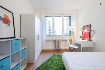 Chambre - 11 m² - 4 pièces
