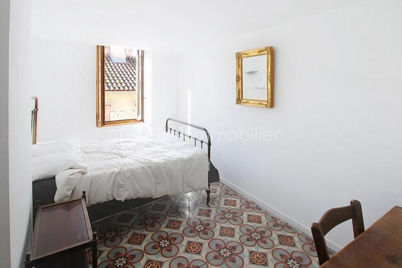 Demeure - 250 m² - 7 pièces