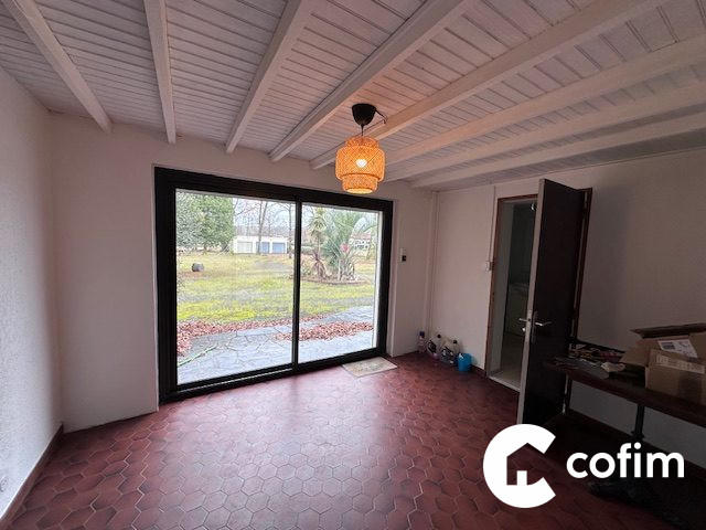 Maison - 143 m² - 5 pièces