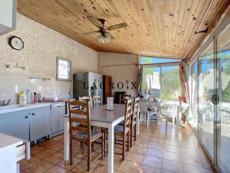 Maison - 220 m² - 8 pièces