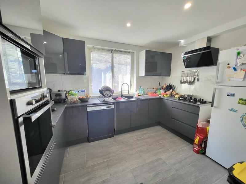 Maison - 126 m² - 6 pièces