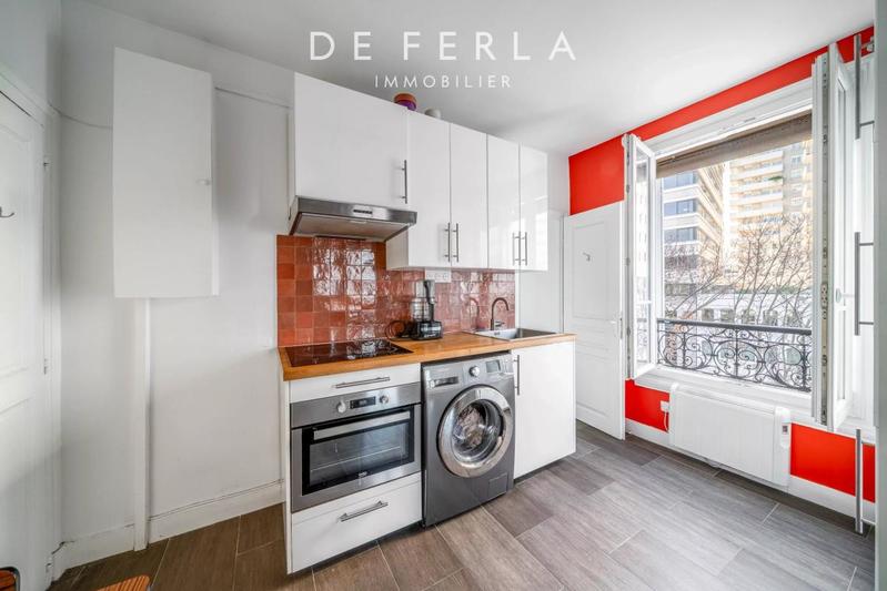 Studio - 24 m² - 1 pièce