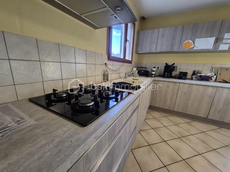 Maison - 188 m² - 7 pièces