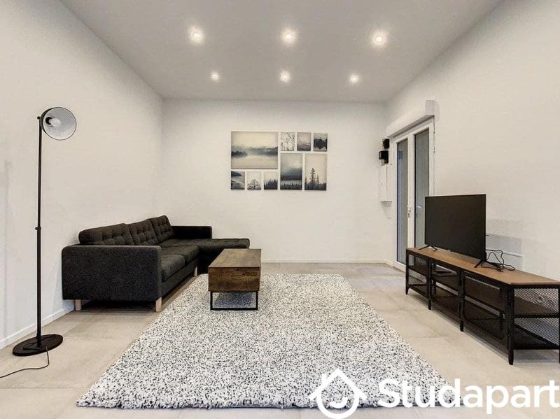 Chambre - 12 m² - 1 pièce