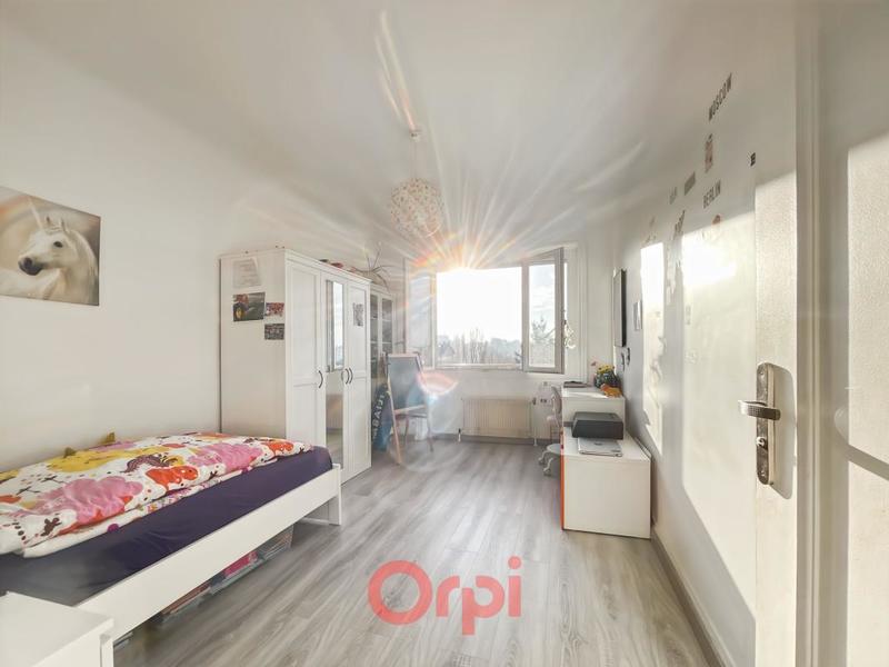 Appartement - 106 m² - 5 pièces