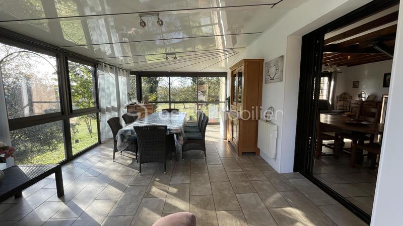 Propriété - 151 m² - 6 pièces