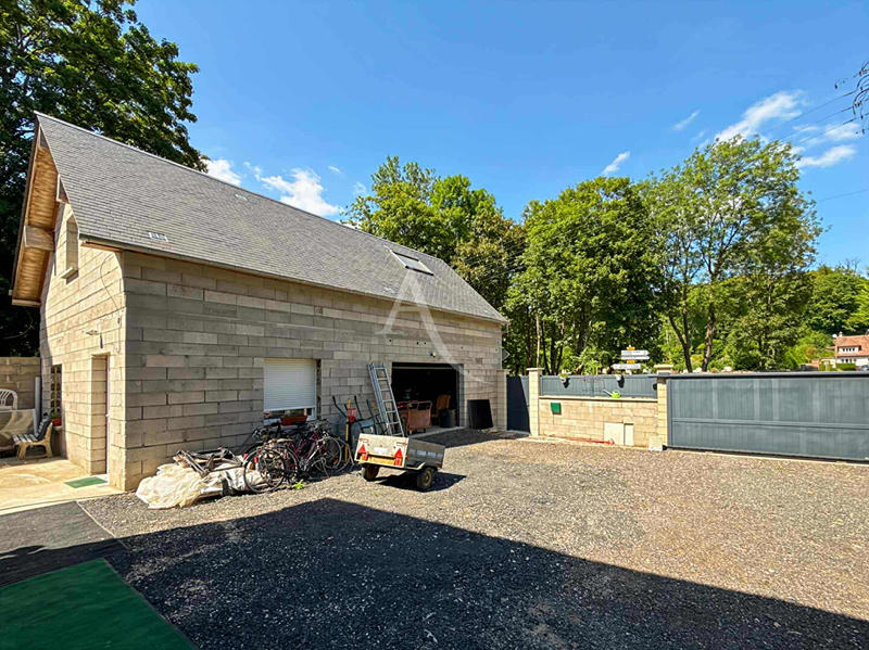 Maison - 194 m² - 7 pièces