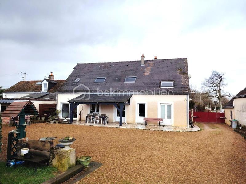 Maison - 206 m² - 6 pièces