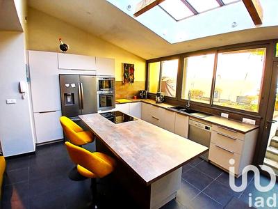 Maison de maîtres - 200 m² - 6 pièces