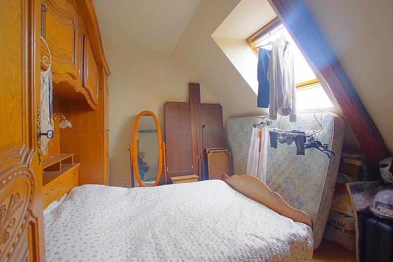 Maison - 320 m² - 4 pièces