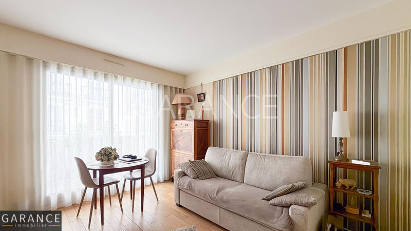 Appartement - 98 m² - 4 pièces