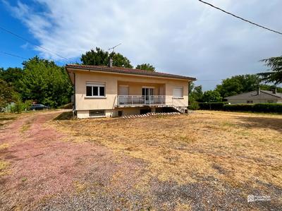 Maison - 110 m² - 7 pièces