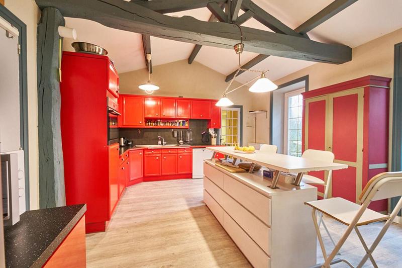 Maison - 203 m² - 7 pièces