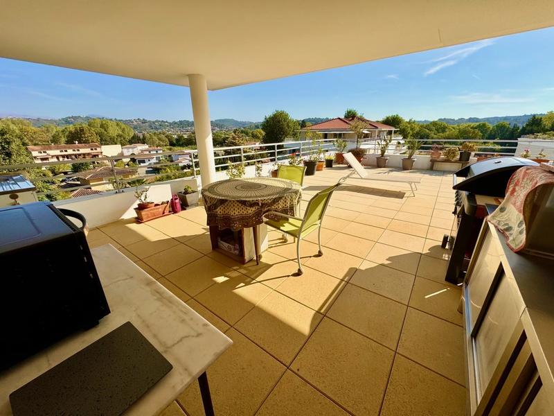 Appartement - 91 m² - 4 pièces