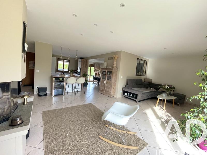 Maison - 137 m² - 5 pièces