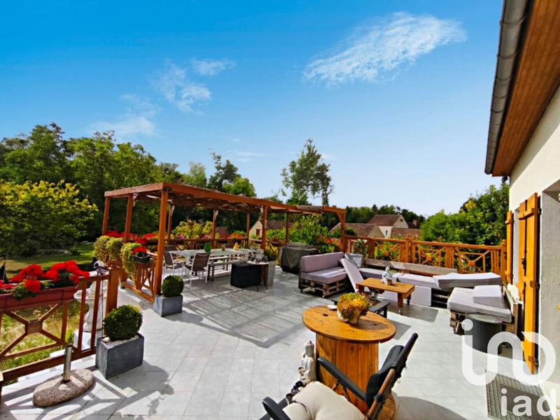 Maison - 127 m² - 8 pièces