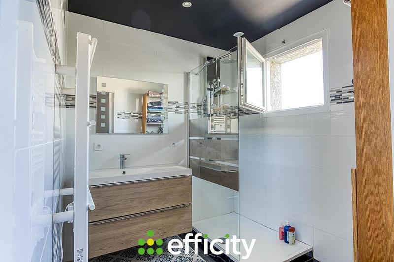 Maison - 97 m² - 4 pièces