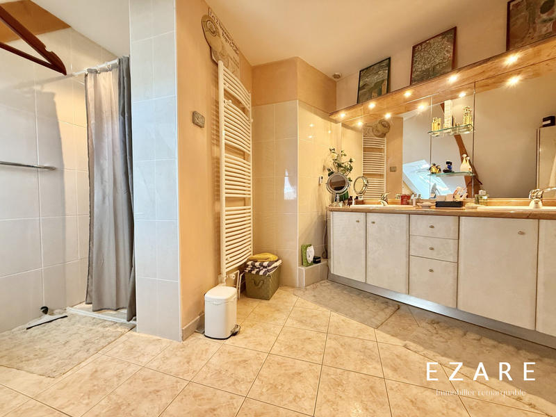 Maison - 148 m² - 6 pièces